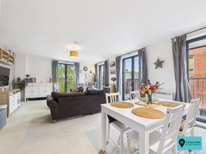 Living Room- click for photo gallery